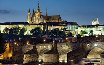 Le château de Prague la nuit, République tchèque